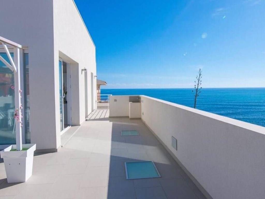 casa indipendente in vendita ad Avola