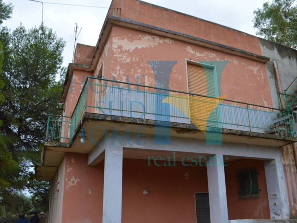 casa indipendente in vendita ad Avola
