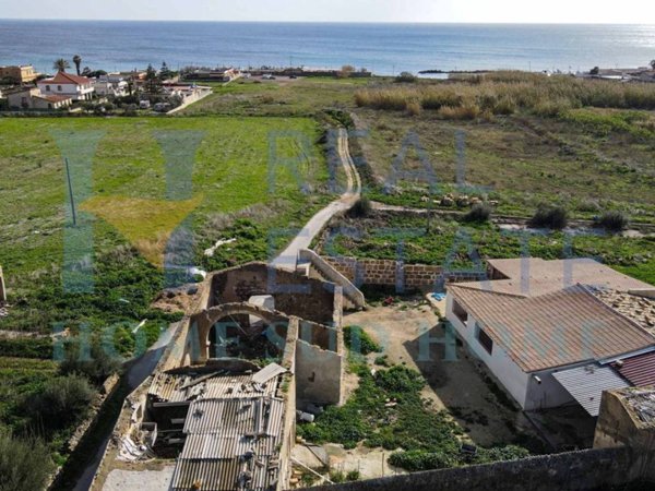 casa indipendente in vendita ad Avola