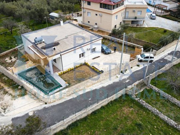 casa indipendente in vendita ad Avola