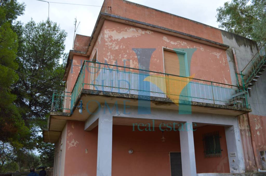 casa indipendente in vendita ad Avola