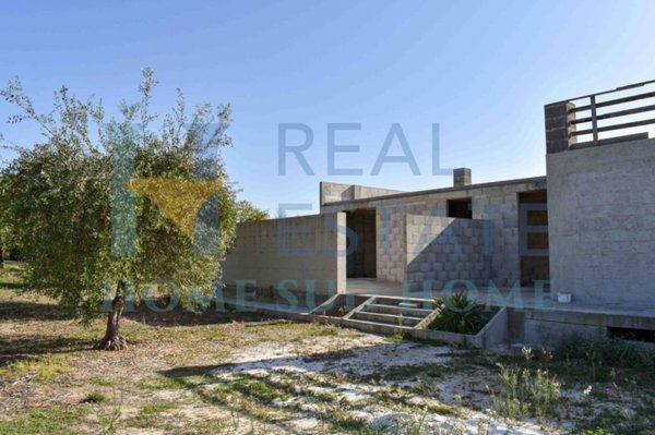 casa indipendente in vendita ad Avola