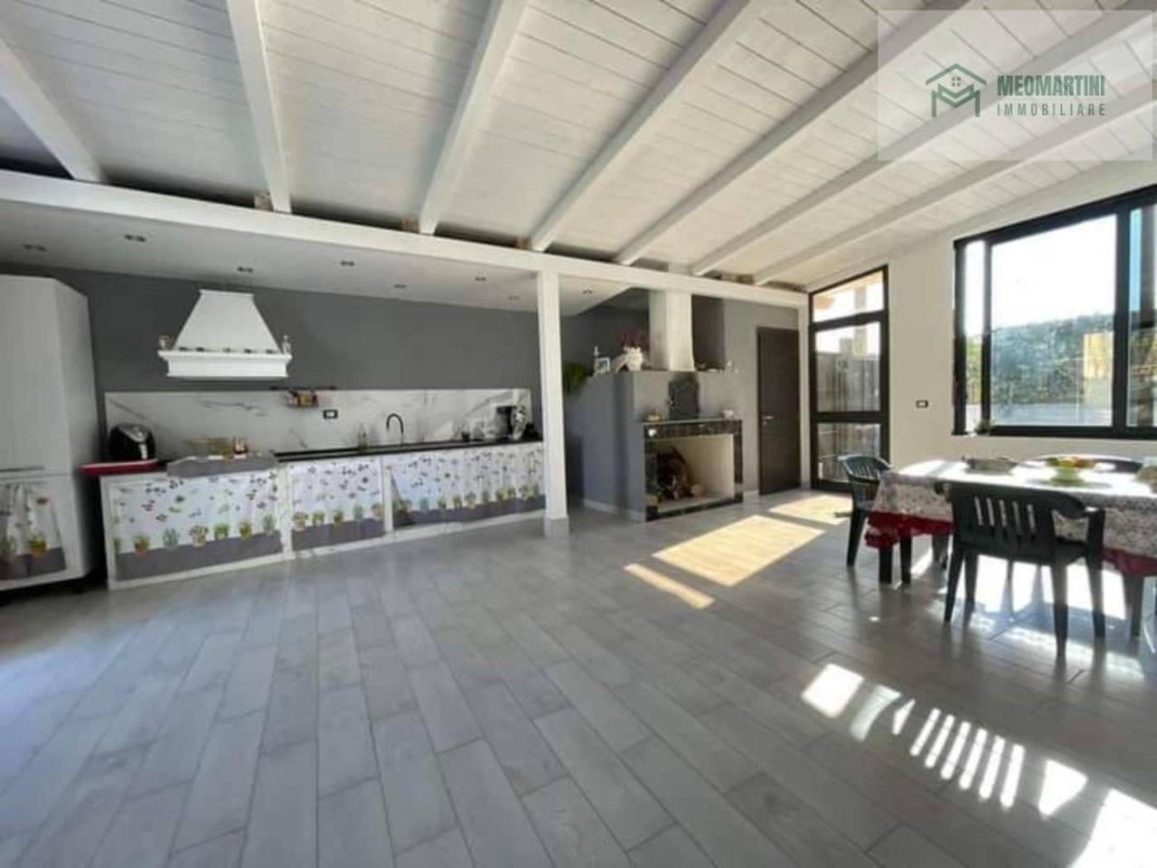 casa indipendente in vendita ad Avola in zona Piccio