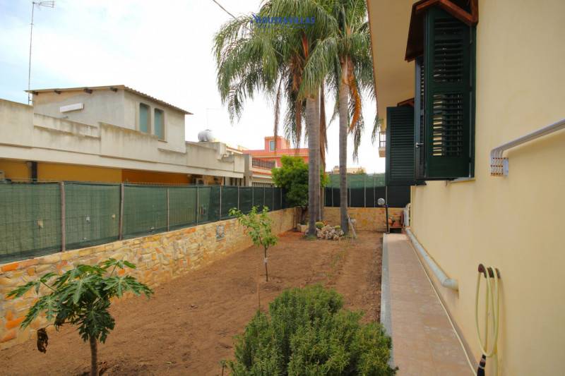 casa indipendente in vendita ad Avola