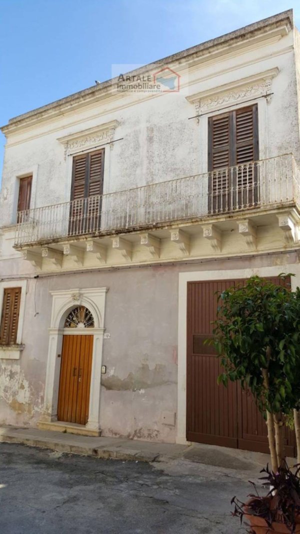 casa indipendente in vendita ad Avola