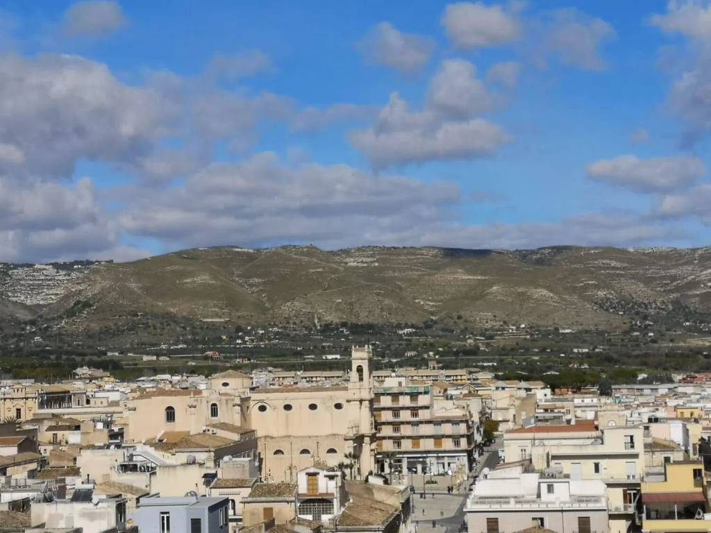 appartamento in vendita ad Avola