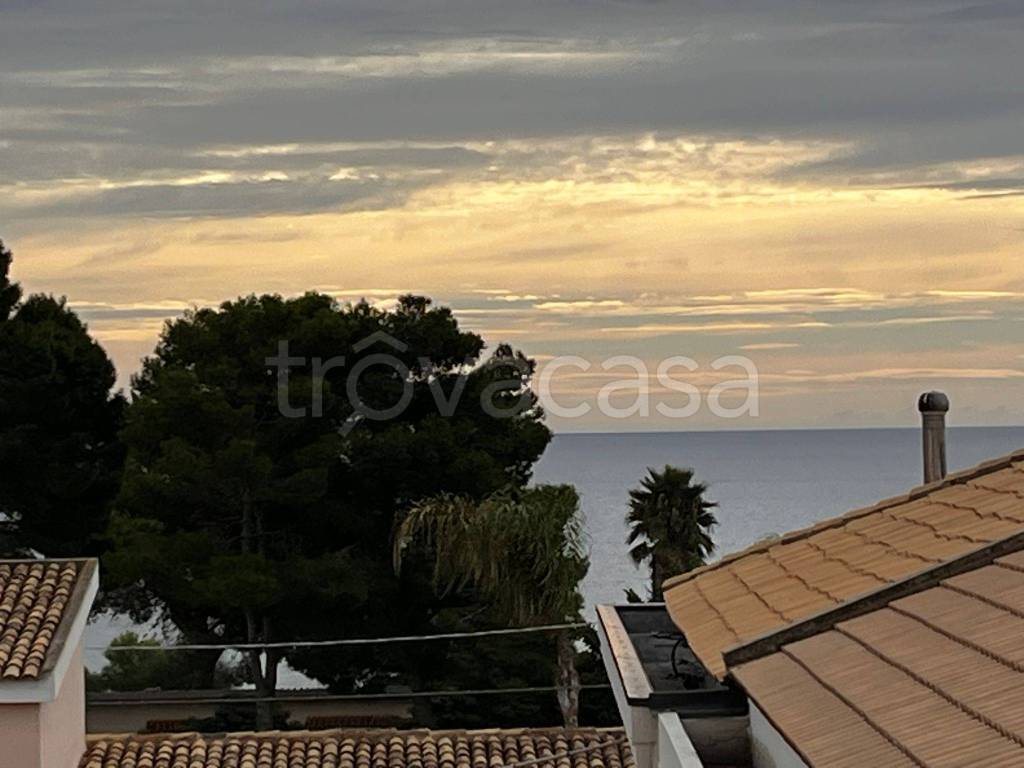 casa indipendente in vendita ad Avola