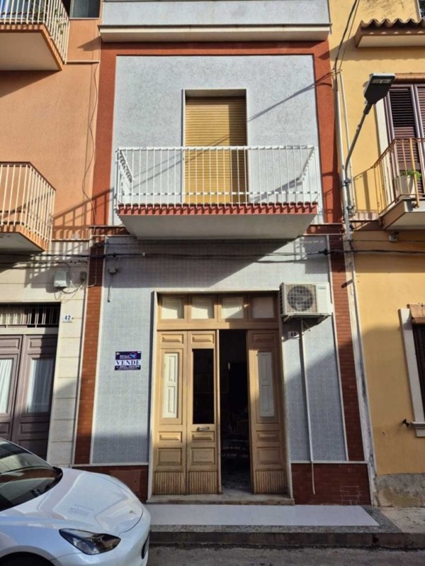 casa indipendente in vendita ad Avola