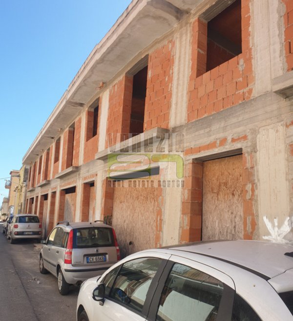 casa indipendente in vendita ad Avola
