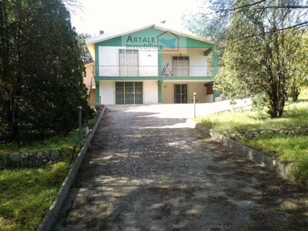 casa indipendente in vendita ad Avola