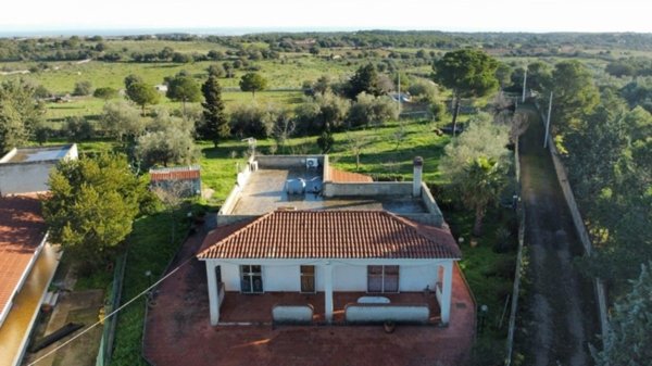 casa indipendente in vendita ad Avola