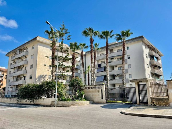 appartamento in vendita ad Avola