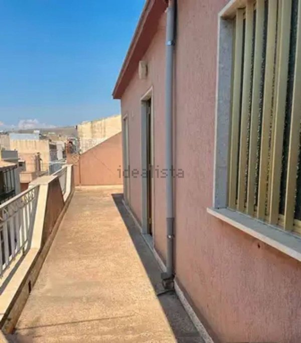 casa indipendente in vendita ad Avola