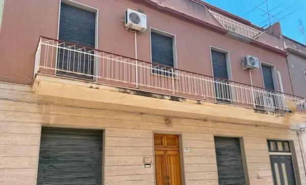 casa indipendente in vendita ad Avola