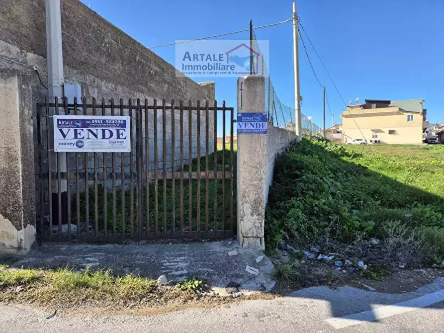 casa indipendente in vendita ad Avola