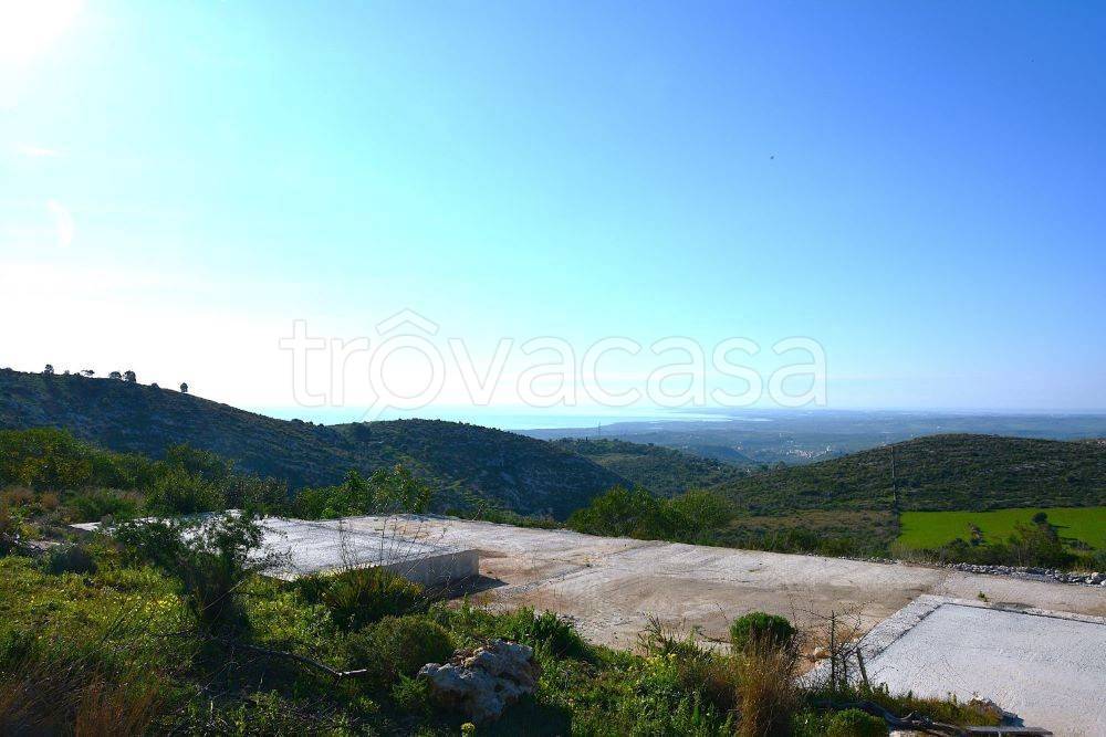 terreno agricolo in vendita ad Avola