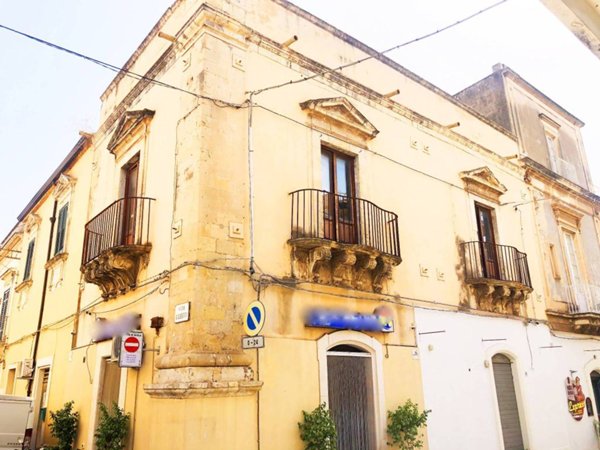 appartamento in vendita ad Avola