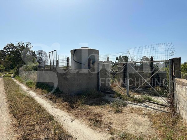 terreno agricolo in vendita ad Avola