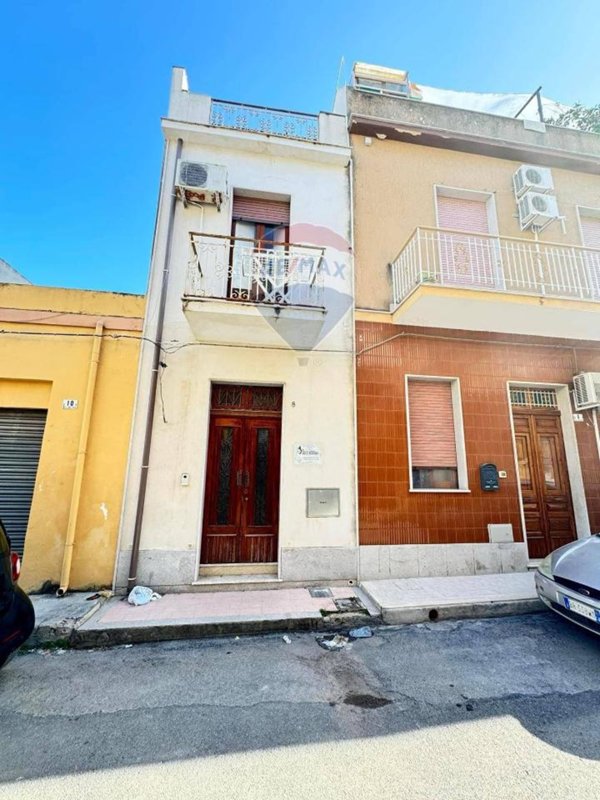 casa indipendente in vendita ad Avola