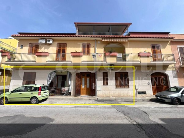 appartamento in vendita ad Avola