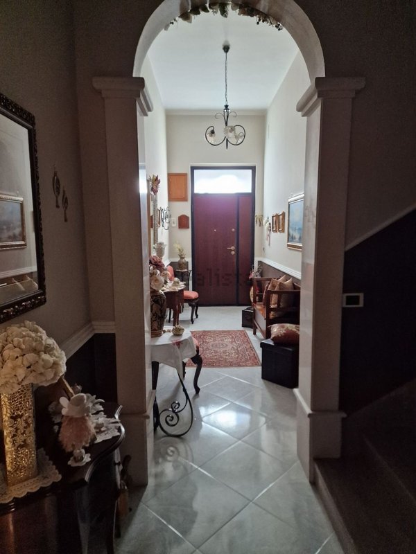 esavano in vendita ad Avola