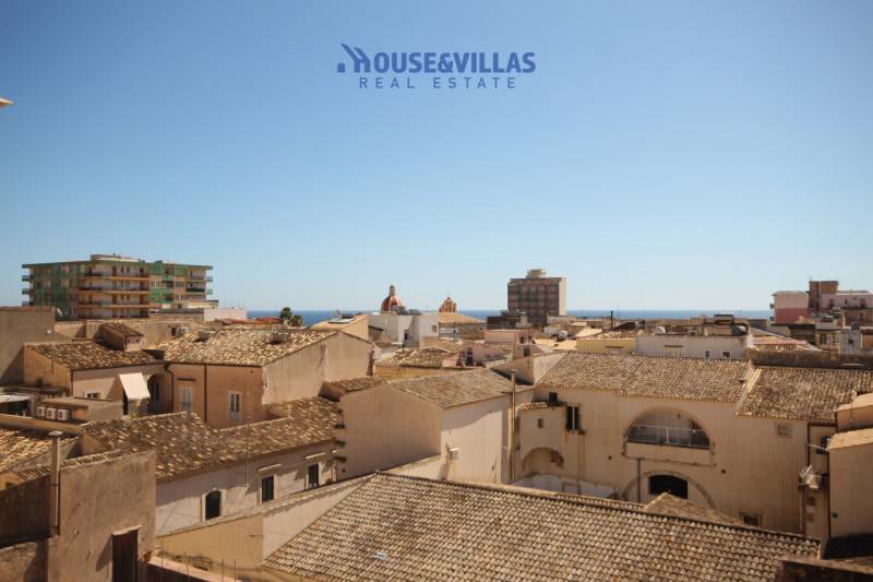 intera palazzina in vendita ad Avola