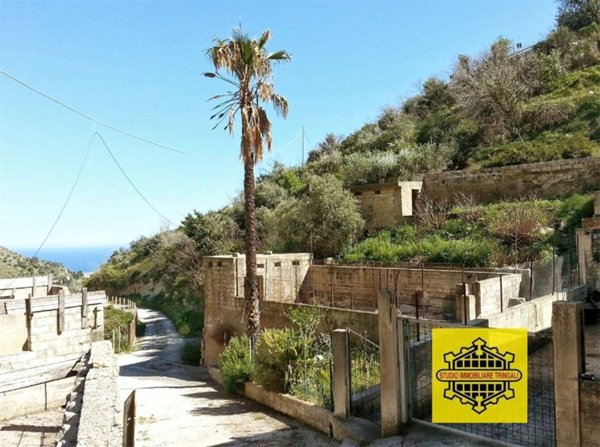 casa indipendente in vendita ad Avola