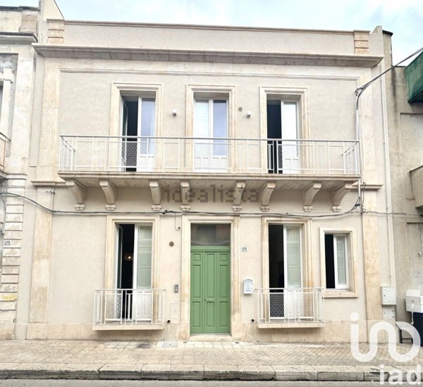 casa indipendente in vendita ad Avola
