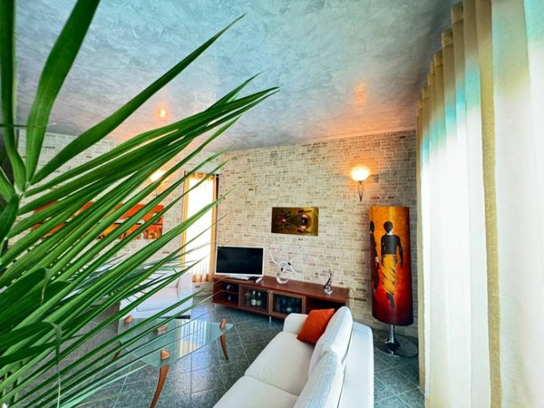casa indipendente in vendita ad Avola
