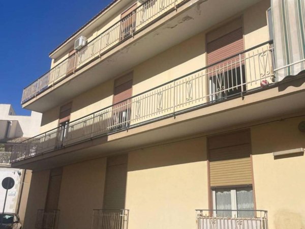 appartamento in vendita ad Avola