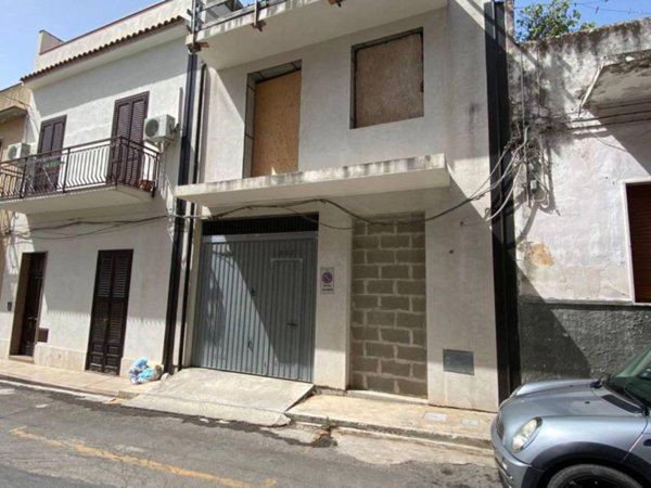 casa indipendente in vendita ad Avola