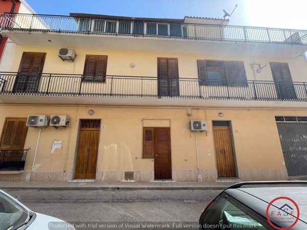 casa indipendente in vendita ad Avola