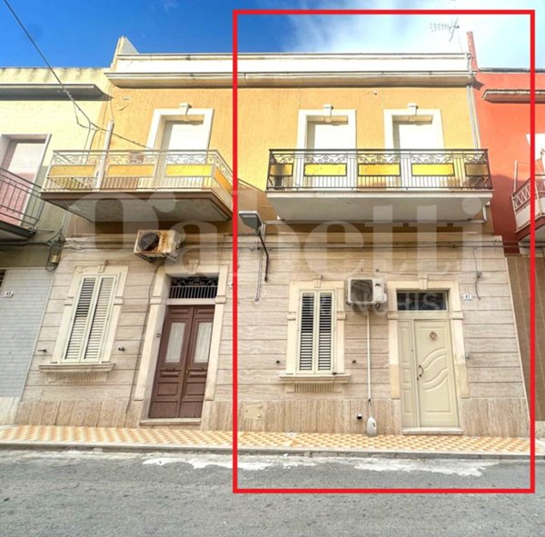 casa indipendente in vendita ad Avola