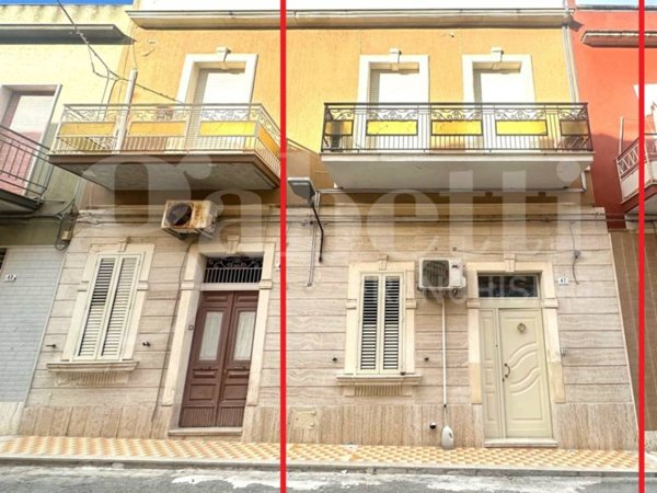 casa indipendente in vendita ad Avola