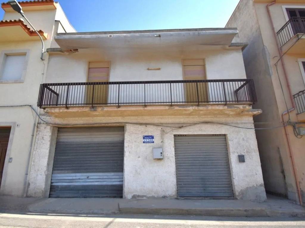 casa indipendente in vendita ad Avola