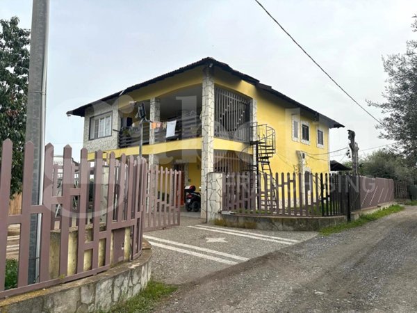 casa indipendente in vendita ad Avola
