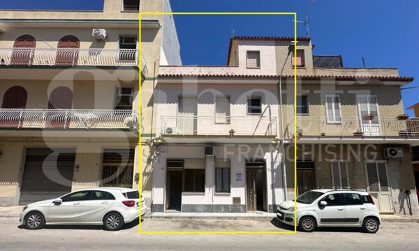 casa indipendente in vendita ad Avola