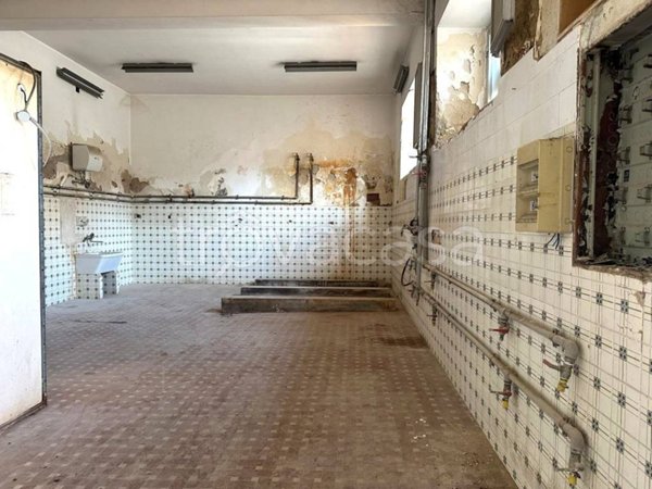 negozio in vendita ad Avola