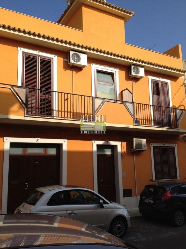 casa indipendente in vendita ad Avola