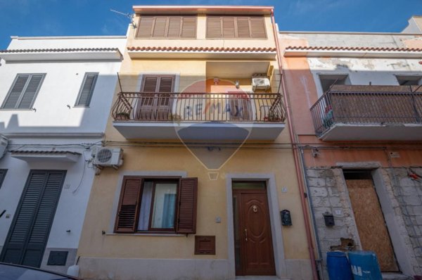 casa indipendente in vendita ad Avola