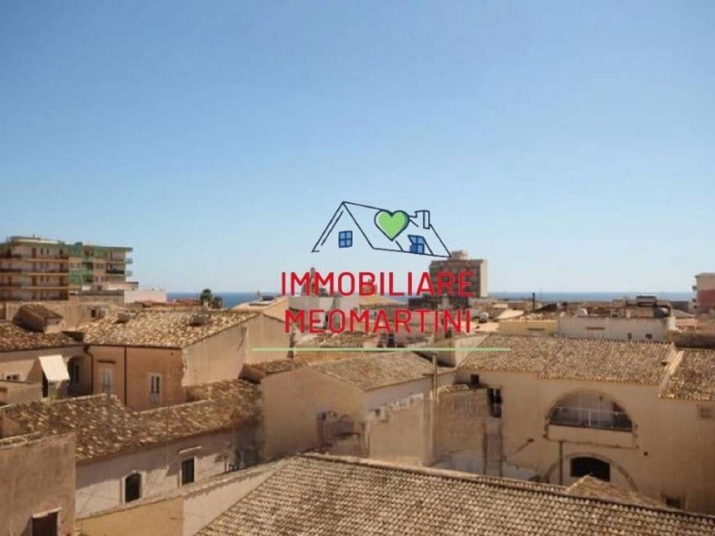 casa indipendente in vendita ad Avola