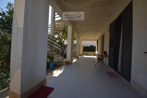 casa indipendente in vendita ad Avola