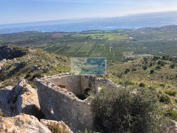terreno edificabile in vendita ad Avola
