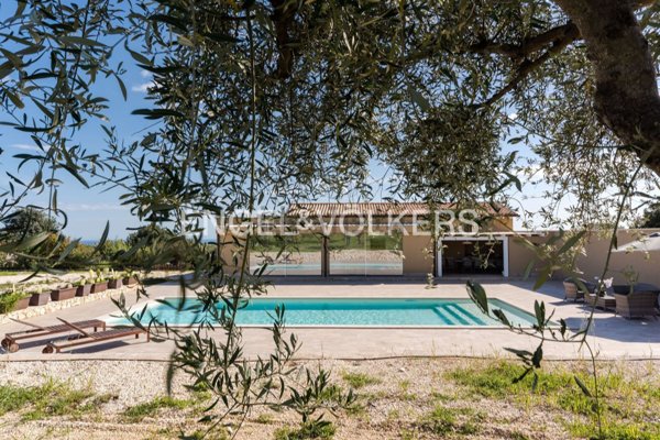 casa indipendente in vendita ad Avola