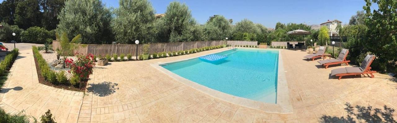 casa indipendente in vendita ad Avola