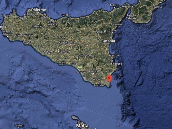 casa indipendente in vendita ad Avola