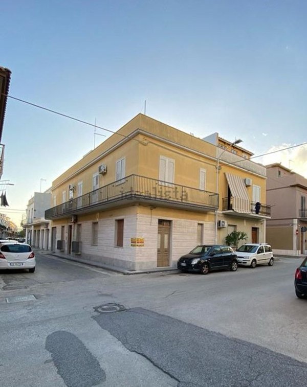 casa indipendente in vendita ad Avola