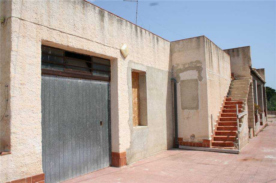 casa indipendente in vendita ad Avola