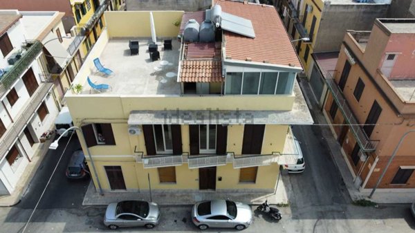 casa indipendente in vendita ad Avola