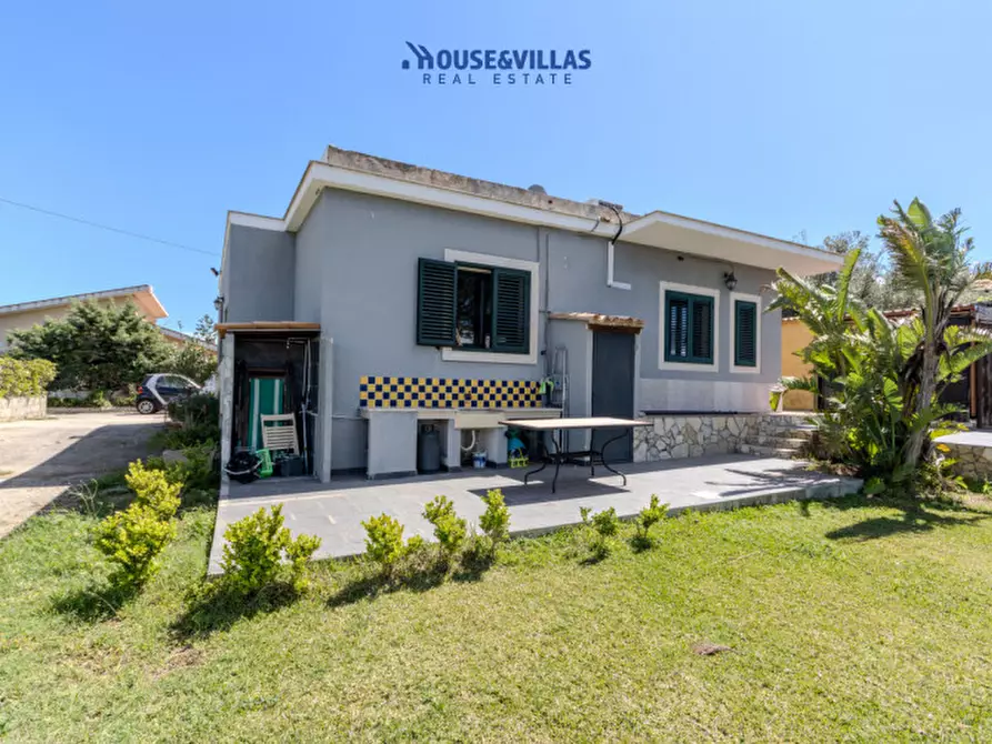 casa indipendente in vendita ad Avola